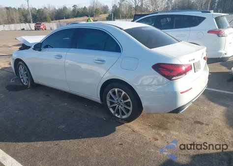 2019 Mercedes-Benz A 220 из США, поврежденный, VIN WDD3G4EB0KW026291